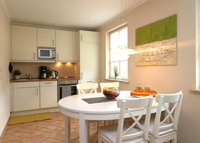 Am Park, App Duenennest Wustrow (Fischland)